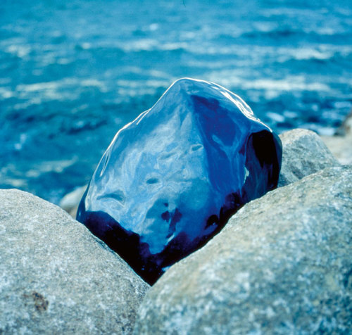 Sigurdur Gudmundsson, ”Diamonds are everywhere”, 2001, Västra hamnen, Malmö. Foto: Statens konstråd