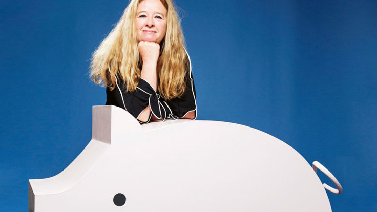Boendeekonom Claudia Wörmann ger ekonomiska tips så att pengarna inte ska flyga sin kos. Foto: Linus Sundahl-Djerf
